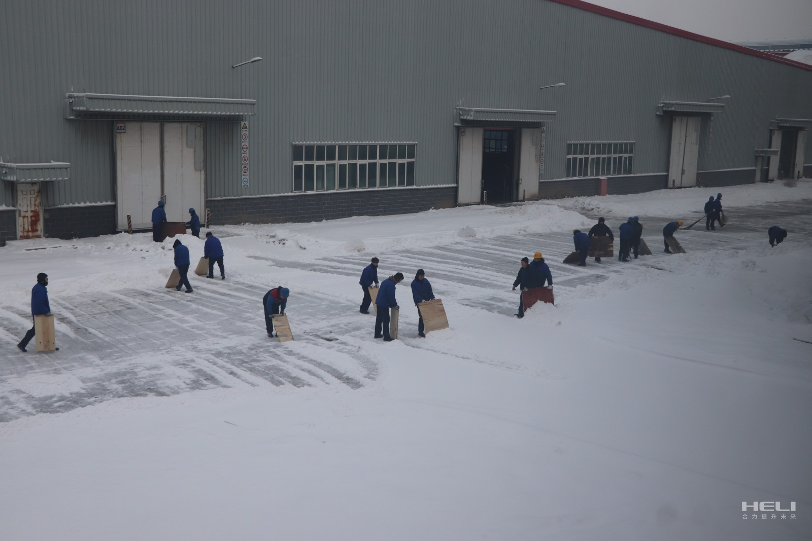 4-3 擔當作為，迅速投身戰(zhàn)寒斗雪.jpg